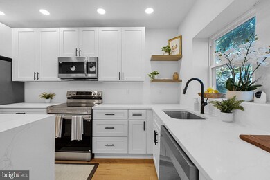 327 N Gilmor St, Baltimore, MD 21223 - photo 6