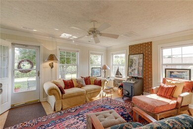 Enter into inviting family room with lots of light