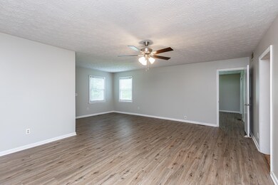 4026 Talmage Mayo Rd, Harrodsburg, KY 40330 - photo 5