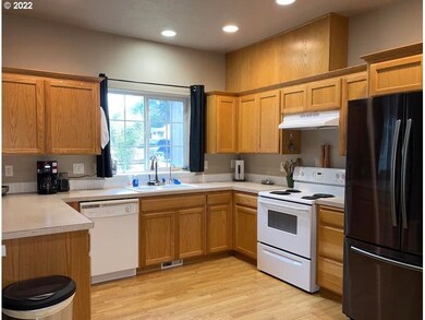 1767 SE Mast Ave, Lincoln City, OR 97367 - photo 5