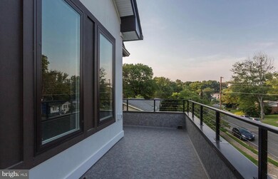 413 Yeonas Dr SW, Vienna, VA 22180 - photo 2