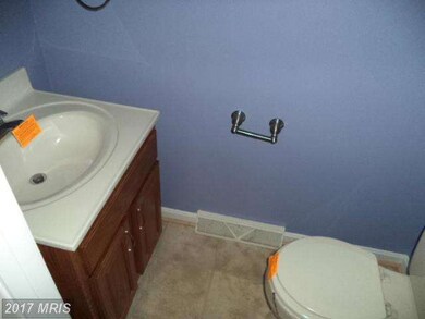 1229 Seron Ct, Sykesville, MD 21784 - photo 4