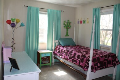 Home (15)