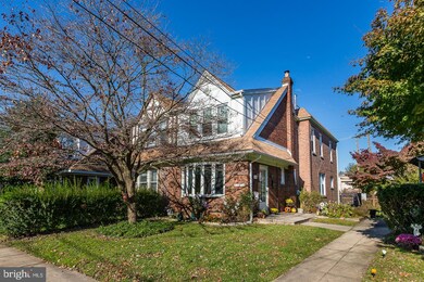 2427 Wynnefield Dr, Havertown, PA 19083 - photo 2