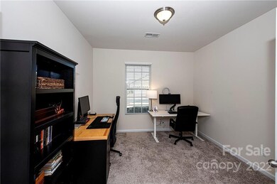 727 Wood Lily Dr, Belmont, NC 28012 - photo 4