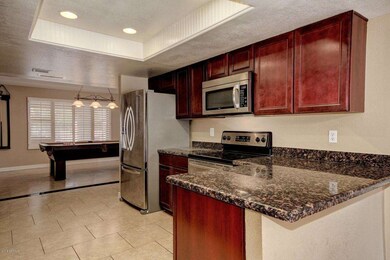 7_Kitchen2-Paradise (12)