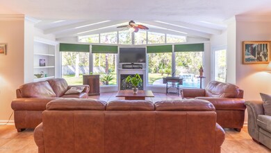 527 Grove Park Blvd, Jacksonville, FL 32216 - photo 6