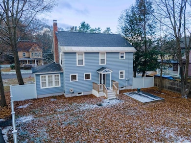 93 Myrtle St, Claremont, NH 03743 - photo 2