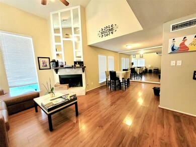 7867 Green Lawn Dr unit 7867, Houston, TX 77088 - photo 5