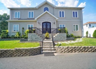 59 Weiner St, Staten Island, NY 10309 - photo 2