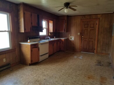 2536 Jones St, Winterville, NC 28590 - photo 3