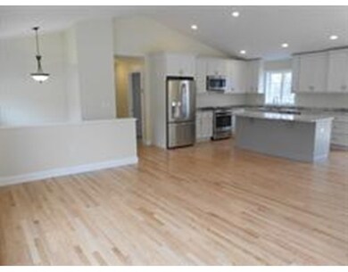 31 Benson St, Worcester, MA 01604 - photo 6