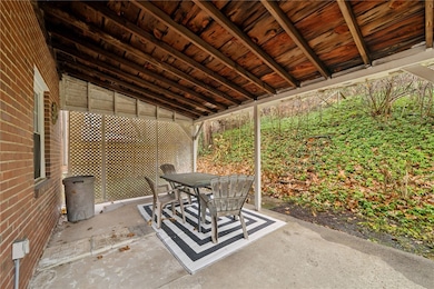 223 Gilkeson Rd, Pittsburgh, PA 15228 - photo 3