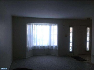 1604 Coventry Pointe Ln, Pottstown, PA 19465 - photo 2