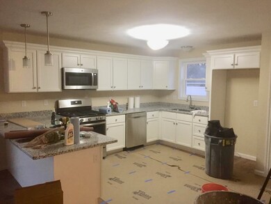 58 Dracut St, Lawrence, MA 01843 - photo 3