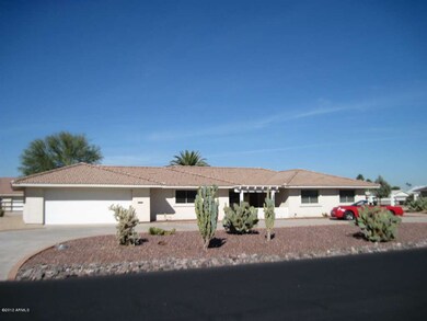 02 Front Circular Drive 11120 W Arron