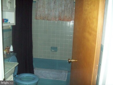 2809 West Ave, District Heights, MD 20747 - photo 7