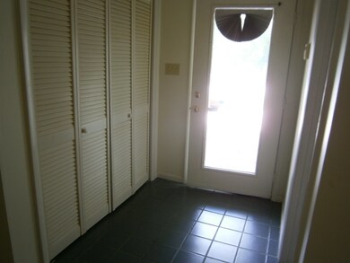 605 Independence Dr, Jacksonville, NC 28546 - photo 2