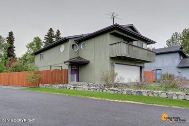 8651 Rosalind St03