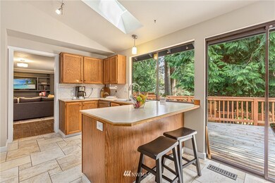 804 Duchess Rd, Bothell, WA 98012 - photo 6