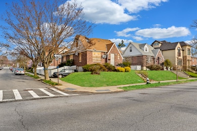 273 Edison St, Staten Island, NY 10306 - photo 3