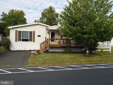28 Rosewood Ln, Phoenixville, PA 19460 - photo 3