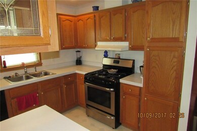 370 S Walnut St, Atlanta, IN 46031 - photo 7