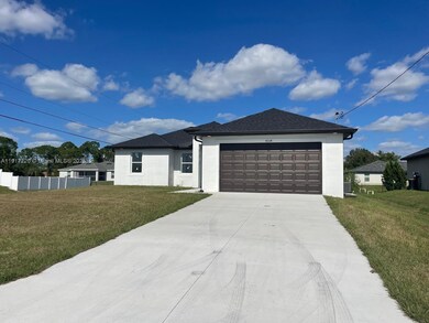 4118 4th St SW, Lehigh Acres, FL 33976 - photo 2