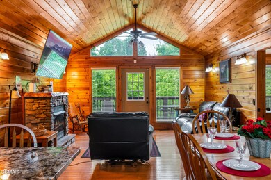 326 Village Way, Pigeon Forge, TN 37863 - photo 6