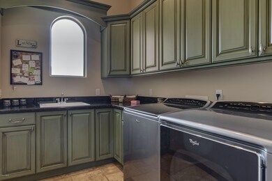20524 E Navajo Dr-64