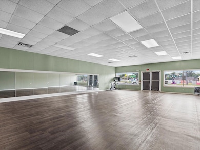 413 E Wise St, Bowie, TX 76230 - photo 7