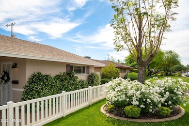 Edgemont Flowers 3