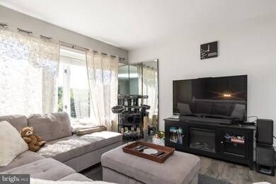 6149 Forest Ln, Sykesville, MD 21784 - photo 5