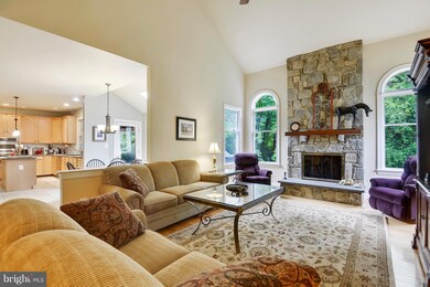 113 Alderwood Dr, Gaithersburg, MD 20878 - photo 3