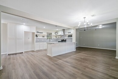 906 Innsdale Dr, Houston, TX 77076 - photo 6