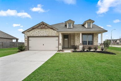 1019 Bernard Meadows Dr, East Bernard, TX 77435 - photo 2