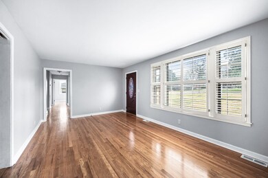 521 Bismark Dr, Nashville, TN 37210 - photo 4