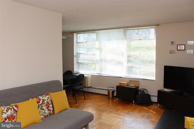 Radnor House unit 612, Bryn Mawr, PA 19010 - photo 3