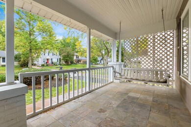 128 Garden Rd, Columbus, OH 43214 - photo 2