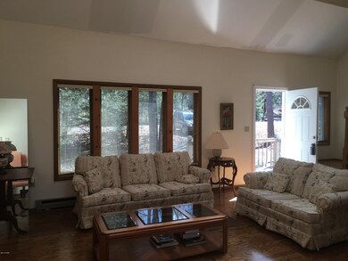 138 Eisenhower Dr, Lords Valley, PA 18428 - photo 4