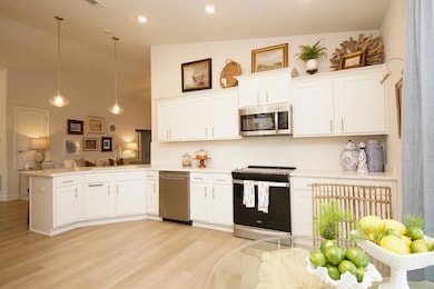 14CoolBreezeKitchen3