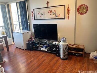 Horizon View Tower unit 10C, Honolulu, HI 96818 - photo 4