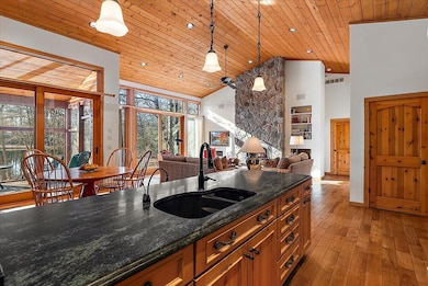 06-43162 Whispering Pines Path, Coloma,
