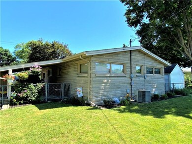 2807 17th St, Columbus, IN 47201 - photo 2