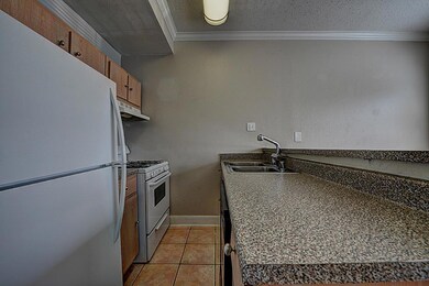 1526 California St unit 2, Houston, TX 77006 - photo 3