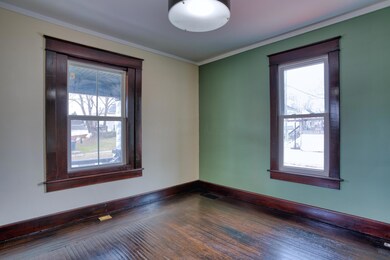 498 Clarendon St, Newark, OH 43055 - photo 7