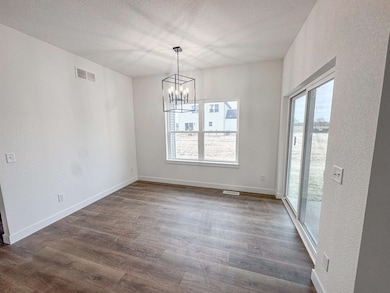 1815 E Kyle Cir, Beloit, WI 53511 - photo 5