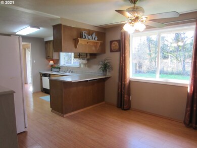 1715 Dorothy St, Longview, WA 98632 - photo 5