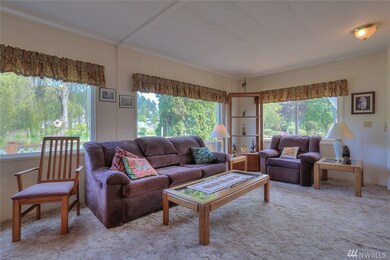 23905 Lake Dr W, Bothell, WA 98021 - photo 7