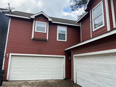 6843 Larkstone St unit B, Houston, TX 77028 - photo 2